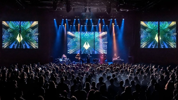 FuzzClubEindhoven18-by-Clemens-Mitscher