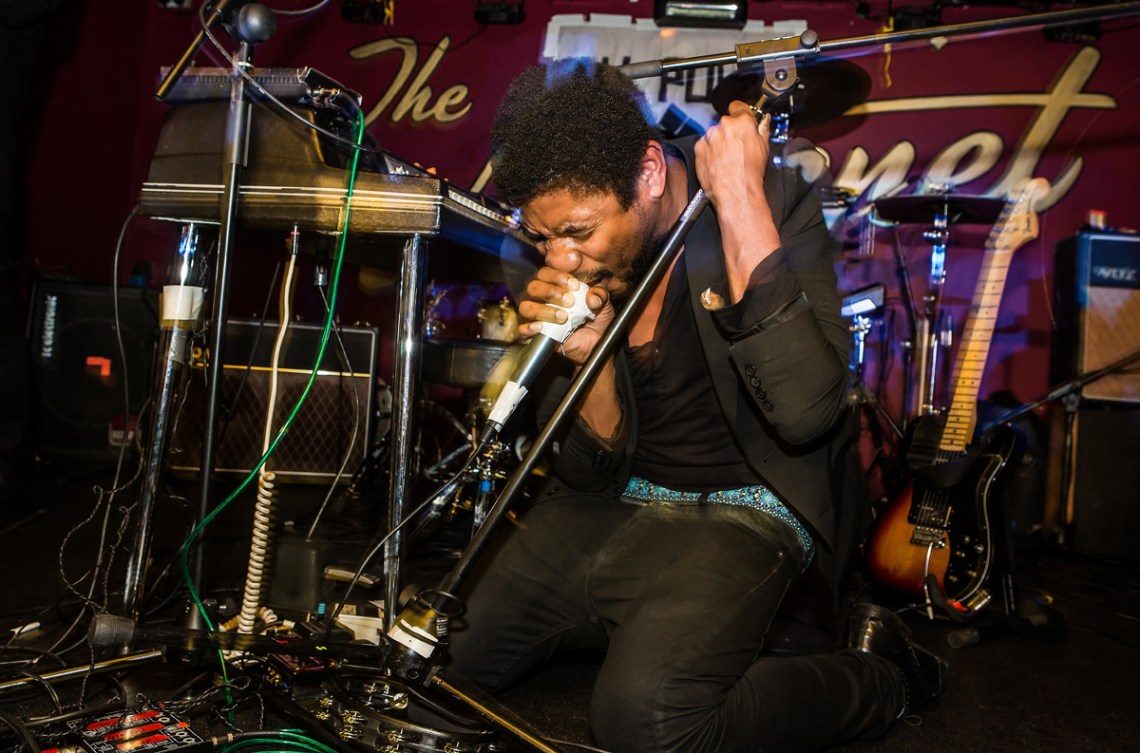 Algiers_Magnet_TomAdam-11